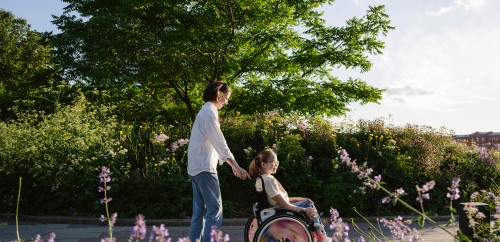 장애인분들의 일상과 이동을 돕는 지원 봉사활동 진행 이미지